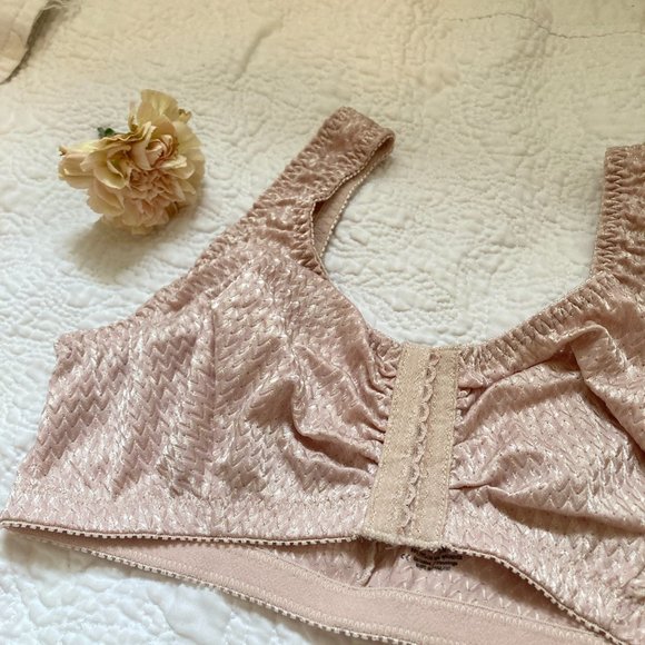 VINTAGE STYLE BRA - SIZE 38 - SILK SATINY FABRIC - Picture 4 of 9